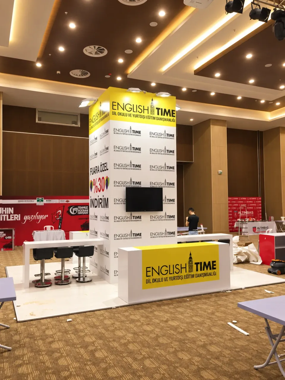 English Time Fuar Standı — Fuar standı
