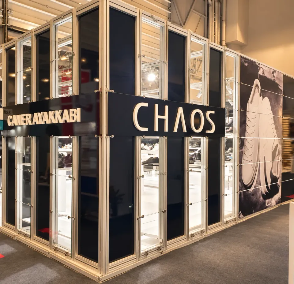 Chaos Ayakkabı — Fuar standı